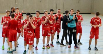 mA: TuS stürzt Spitzenreiter im Qualifikationsspiel